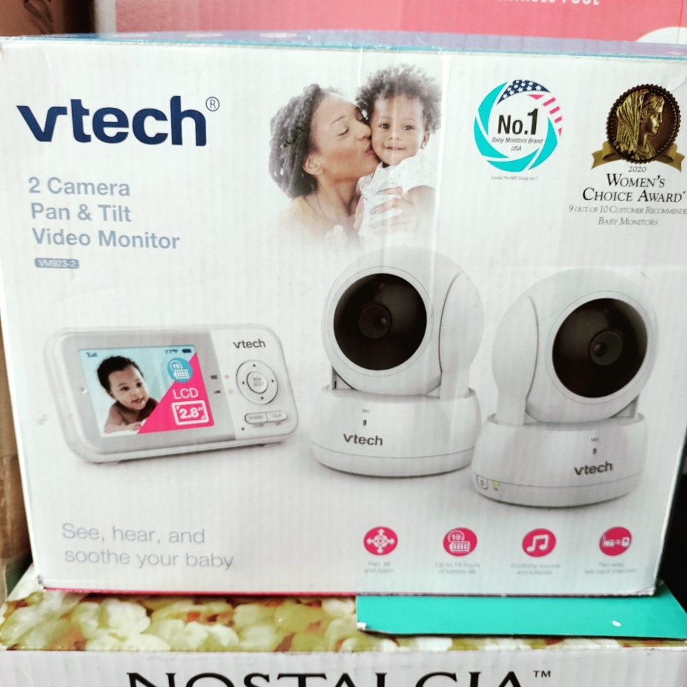 NIB VTech 2 Camera Video Monitor